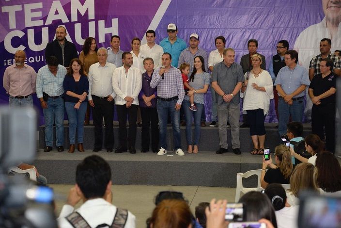 Rodrigo Gayosso se comprometió a seguir trabajando cerca de los ciudadanos para transformar a Morelos; reconoció el apoyo y esfuerzo que realizaron durante los 60 días de la campaña. Dejó en claro que el trabajo por los ciudadanos continuará todos los días ya que seguirá en Morelos, recorriendo sus calles y conociendo a su gente