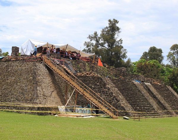 Derivado del sismo del pasado 19 de septiembre de 2017, especialistas del Instituto Nacional de Antropología e Historia (INAH) Delegación Morelos realizaron labores de revisión en las edificaciones de las zonas arqueológicas localizadas en la entidad, lo que dio como resultado en primera instancia, la develación de secretos guardados al interior de la pirámide de Teopanzolco en Cuernavaca