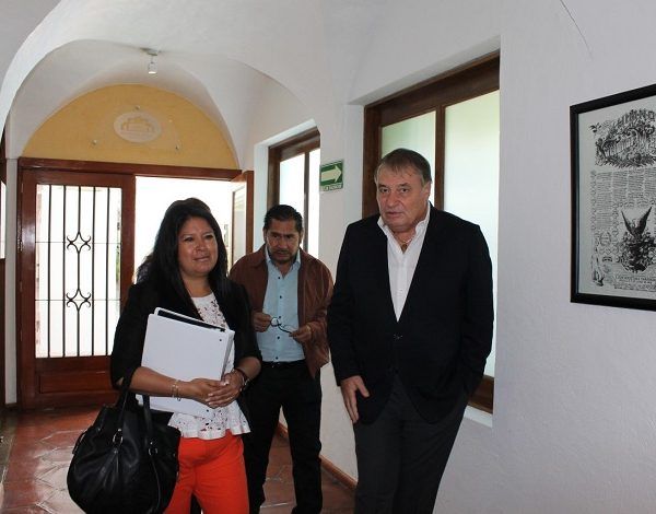 el secretario de Gobierno, Ángel Colín López, quien encabeza la Comisión de Enlace de la administración 2012-2018, manifestó que se trató de una excelente reunión de trabajo, en la que se entregó a la Comisión de Enlace del Gobierno entrante la información solicitada