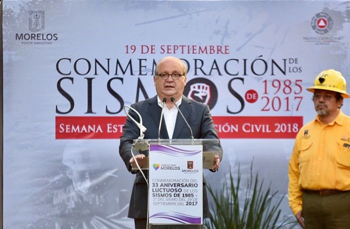 Precisó que su gobierno hizo un esfuerzo financiero para el establecimiento de un fideicomiso (FONREC) con Banobras, que permitirá continuar con los trabajos de reconstrucción durante la próxima administración gubernamental