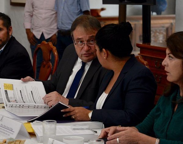 Se abordaron temas de Desarrollo Sustentable, Agua Potable y Saneamiento, Reconstrucción de Infraestructura Pública y Movilidad y Transporte, además de entregarles la información de la pasada reunión en materia de turismo y desarrollo económico