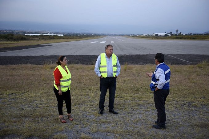 Informó que por su cercanía con la capital del país, el también conocido como Aeropuerto de Cuernavaca, podría ser una alternativa a la grave congestión aérea del Aeropuerto Internacional de la Ciudad de México