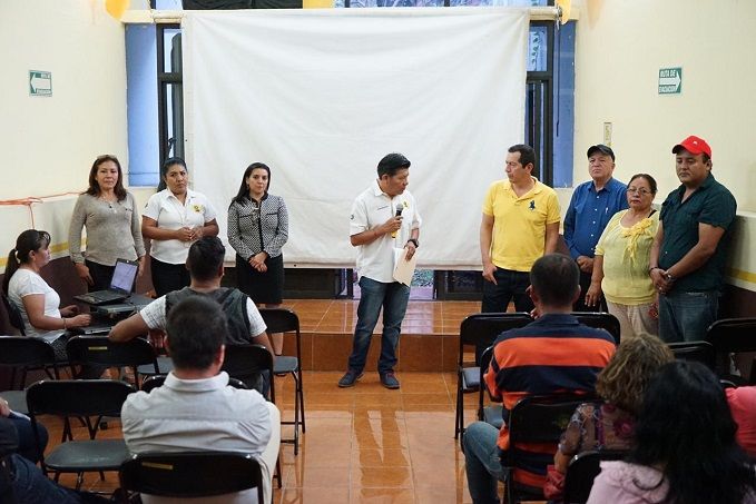 El dirigente estatal del PRD, Matías Quiroz Medina, realizó la convocatoria a la que acudieron perredistas de Cuautla, Zacatepec, Tlaquiltenango, Tlaltizapán, Ayala, Jiutepec, Temixco, Jojutla, Ocuituco, Tetela del Volcán, Puente de Ixtla, Cuernavaca, Xochitepec y Yautepec, entre otros más