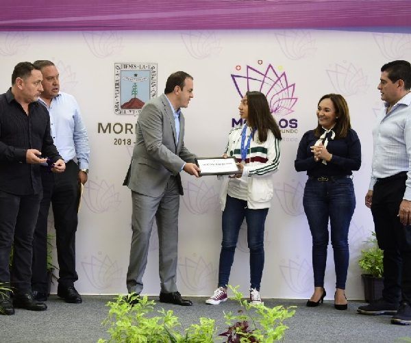 Cabe señalar que las mexicanas, bajo el mando de Mónica Vergara, cayeron ante el representativo de España con final de 2-1. En el torneo destacó la actuación del representativo mexicano, que brindó gratas sorpresas y dejó en el camino a países con más tiempo trabajando en el futbol femenil; y ante propios y extraños llegó a la final