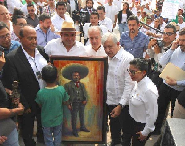 Vamos a seguir apoyando, pero cuentas claras y chocolate espeso, porque no es nada más dame y dame y dame y quiero más y soy autónomo y a mí no me puedes auditar. No Va a haber apoyo, pero queremos honestidad, se acabó la corrupción