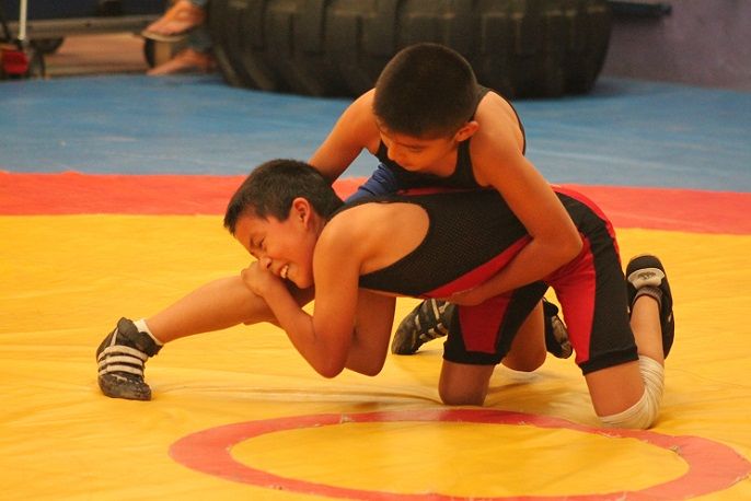La cita será en las instalaciones de la Telesecundaria Número 5 de la colonia Progreso, el pesaje este viernes arranca a partir de las 10:00 horas, ello de acuerdo a la información que fue proporcionada por el actual presidente de la Asociación de Luchas Asociadas en el estado de Morelos Antonio Morán Lagunas, en la convocatoria que dio a conocer, serán ocho categorías en la rama varonil, y seis en la femenil respectivamente