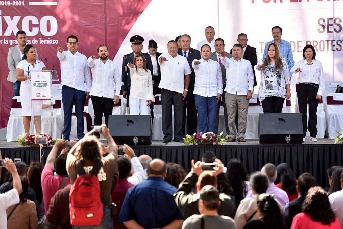 las palabra de Cuauhtémoc Blanco contradicen su decisión de no asistir a la toma de protesta de Antonio Villalobos Adán, "El Lobito", celebrada el pasado domingo, luego de que se confirmó que desde el día 28 de diciembre regresó a Morelos, tras haber tomado unas vacaciones en Estados Unidos