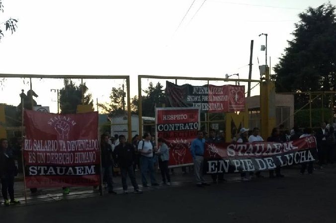 Del dirigente informó que el emplazamiento de huelga por violaciones al Contrato Colectivo de Trabajo es para el 25 de marzo y reconoció que hay avances con la parte patronal; mientras que por aumento salarial y otras prestaciones está previsto paras las 12:00 horas de este día, por lo que podrían poner las banderas roginegras en cuestión de una hora