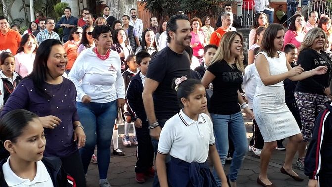 La Secretaría Bienestar Social, Cinthya Mariselma Pérez Suero, explicó que el objetivo del evento es echar abajo todo lo negativo que atente contra las mujeres y evitar la violencia ellas