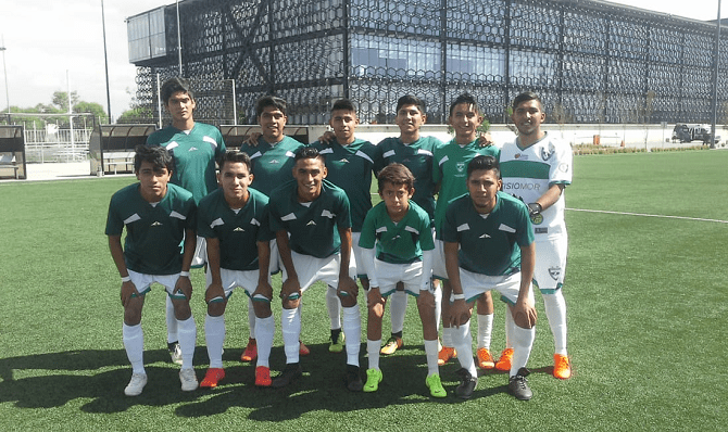 Los Cañeros arrancaron a tambor batiente quien llegaba y llegaba al arco rival y no lograba concretar, fue al minuto 37' de esta primera parte de un golazo por parte de Gustavo Trujillo, quien de volea fuera del área mando el esférico al fondo de las redes, ello a partir de un centro que no desaprovechó para hacer el gol de la quiniela de este compromiso y que de paso les dio aun más confianza a todo el plantel de estar mejor plantados en el terreno de juego y tomar el control de las acciones