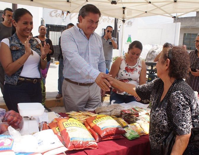 Indicó que será la Secretaría de Desarrollo Humano, Bienestar Social y Educación la responsable de implementarlo en próximos días y simultánea en distintas colonias; consiste en intercambiar kilogramos de aluminio, cartón, cobre, pet, vidrio, entre otros, por litros de aceite o kilogramos de arroz, azúcar y/o frijol