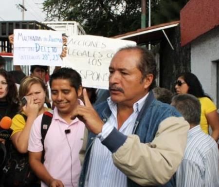 Agregó que la cita será en el edificio del pueblo, el próximo martes 30 del presente mes, a las 11:00 de la mañana, hasta donde acudirán vecinos de colonias y barrios de los alrededores y del propio centro de esta ciudad