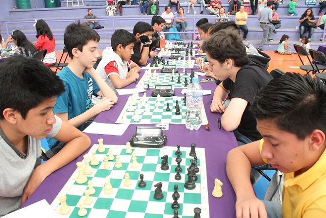 En la categoría Sub-16, Bertha Isabel Ávila Cisneros de Cuernavaca participó en la categoría de Sub- 16 , donde tuvo que mostrar sus mejores cualidades para avanzar en cada partida, tomando el control de las acciones ante sus rivales, a los que fue dejando en el camino; en una justa nada sencilla, encaró con responsabilidad y una gran concentración para sacar las mejores estrategias en la mesa y alcanzar la victoria y el pase a la justa nacional