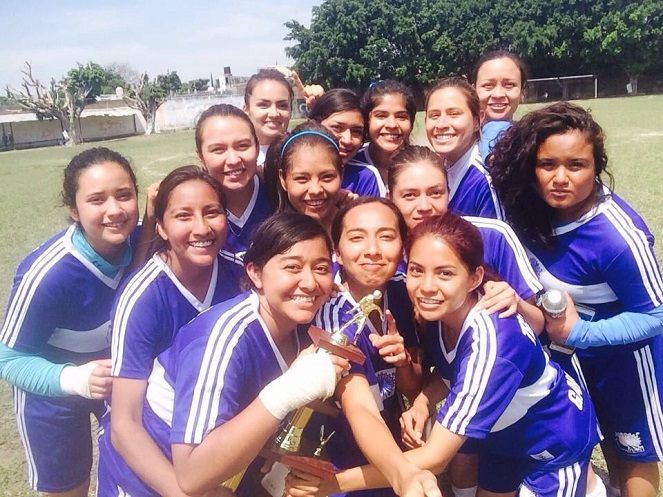 El representativo morelense de la zona sur del estado, conformado en su mayoría con jugadoras con experiencia en la Liga Nacional de Fútbol Femenil, tuvo una actuación impresionante al terminar todos sus encuentros sin conocer la derrota y con una buena dosis de gol average, consiguiendo con ello dominar las competencias y al final llevarse los máximos honores en el terreno de juego