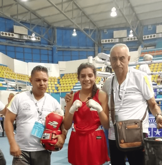 Morelos está presente en esta justa nacional con un total de 10 boxeadores, quienes subirán al ring buscando meterse de lleno en la lucha de las preseas, saben que no será nada sencilla la competencia, ya que se dan cita los mejores del país, que no sólo es de alcanzar las medallas sino estar en el ojo de quienes escautean a los pugilistas para integrarse en las filas del seleccionado nacional para futuras competencias nacionales e internacionales