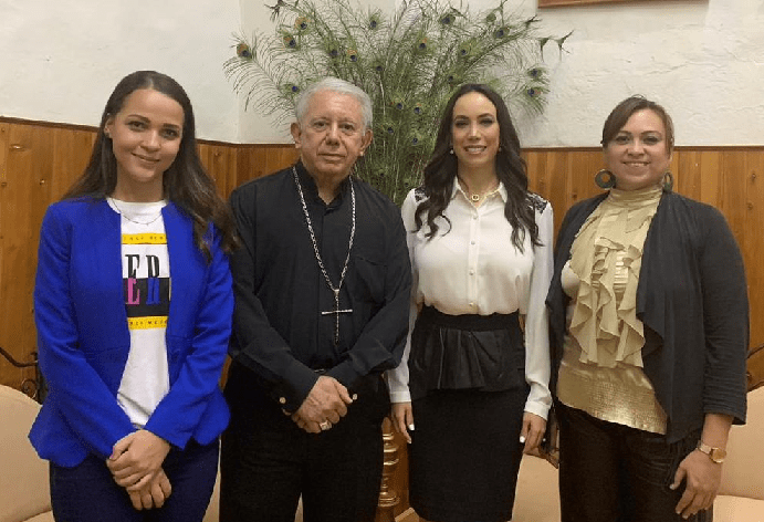 Natália Rezende señaló que la intención es promover más iniciativas que fortalezcan la unidad y la armonía en los hogares morelenses, impulsando acciones que favorezcan su desarrollo; reconoció la labor y voluntad del Obispo, quien siempre ha propuesto trabajar en equipo y en beneficio de los sectores que más lo necesitan
