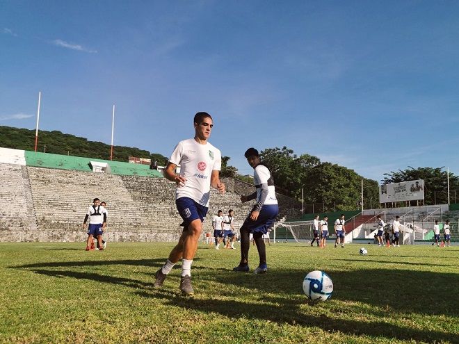 Los Pumas llegan motivados tras su victoria ante las Águilas del América y quieren sumar un nuevo triunfo, llenarle el ojo a su timonel José Miguel González Martín del Campo, más conocido como Michel, quien defendió los colores del Real Madrid, la Selección Española y los Toros del Celaya en su época dorada en el futbol nacional