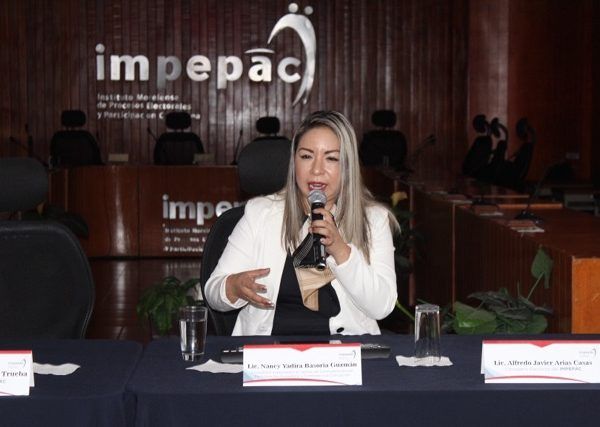 Lo anterior en el marco de la conferencia dictada por la ponente Nancy Yadira Basoria Guzmán; además la consejera presidenta del órgano electoral, recordó que han pasado más de 20 años de discusión de la ley en materia, por lo que ahora corresponde a la ciudadanía hacer uso de todos los mecanismos de participación ciudadana