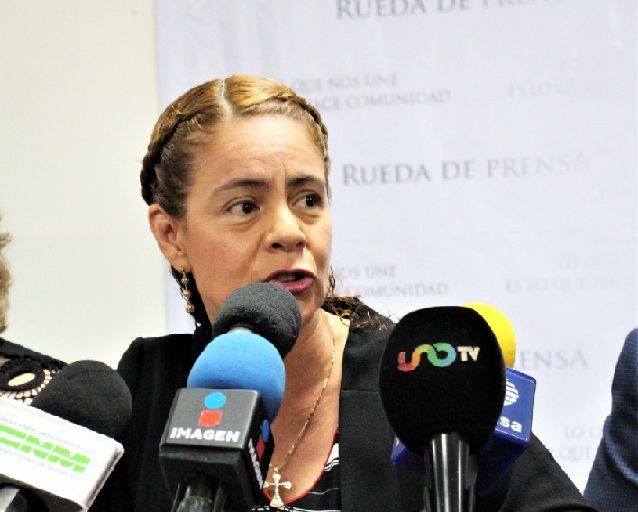 Detalló que para el año fiscal 2019, la UAEM recibió 616 millones 325 mil pesos, correspondientes al 2.5 por ciento del presupuesto estatal, más una partida especial de siete millones 500 mil pesos, lo que dio un total de 623 millones 825 mil pesos; en tanto que para 2020 se proyecta que la Máxima Casa de Estudios reciba 670 millones veintiséis mil pesos, lo que representaría un incremento de 8.71 por ciento con relación a lo aprobado para el presente año