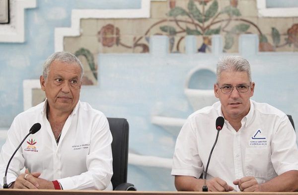 El Ayuntamiento de Cuernavaca, que preside Antonio Villalobos Adán, a través del Secretario de Desarrollo Económico y Turismo, Andrés Remis Martínez, acompañado por el presidente de la Cámara Nacional de Comercio y Servicios Turísticos (Canaco), Antonio Sánchez Purón, anunciaron la novena edición del Buen Fin, que pretende detonar el mercado interno