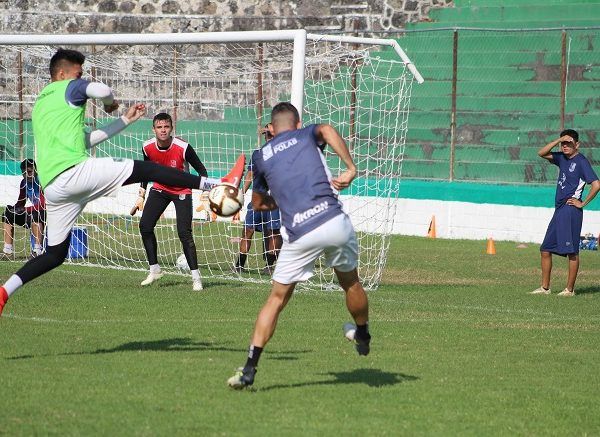El Zacatepec lo sabe, lo reconoce y lo siente, por eso desde el sábado, al día siguiente de la final de Ida, el equipo inició su proceso para preparar la estrategia para remontar el marcador, y coronarse en cancha visitante. Primero tendrá que ganar por ventaja de 2 goles y forzar el alargue, o más y lograr la hazaña