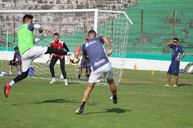 El Zacatepec lo sabe, lo reconoce y lo siente, por eso desde el sábado, al día siguiente de la final de Ida, el equipo inició su proceso para preparar la estrategia para remontar el marcador, y coronarse en cancha visitante. Primero tendrá que ganar por ventaja de 2 goles y forzar el alargue, o más y lograr la hazaña