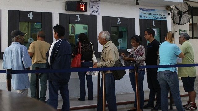 Agregó que los usuarios que quieran acceder a estos beneficios, tendrán que encontrarse al corriente con sus pagos y contar con giro doméstico habitacional o residencial. Asimismo, precisó que si el consumo realizado durante el año es más de lo promediado, se tendrá que pagar una diferencia por el excedente