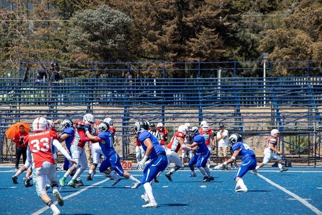 Los dirigidos por su entrenador en jefe Abelardo Ruiz, los Borregos Toluca, continúan invictos rumbo al campeonato de la liga juvenil y se colocan como favoritos de la liga