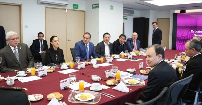 los mandatarios de Baja California, Jaime Bonilla Valdez; Veracruz, Cuitláhuac García Jiménez; Puebla, Miguel Barbosa Huerta; Tabasco, Adán Augusto López Hernández; y la Jefa de Gobierno de la Ciudad de México, Claudia Sheinbaum Pardo. Y el Morelos, Cuauhtémoc Blanco Bravo