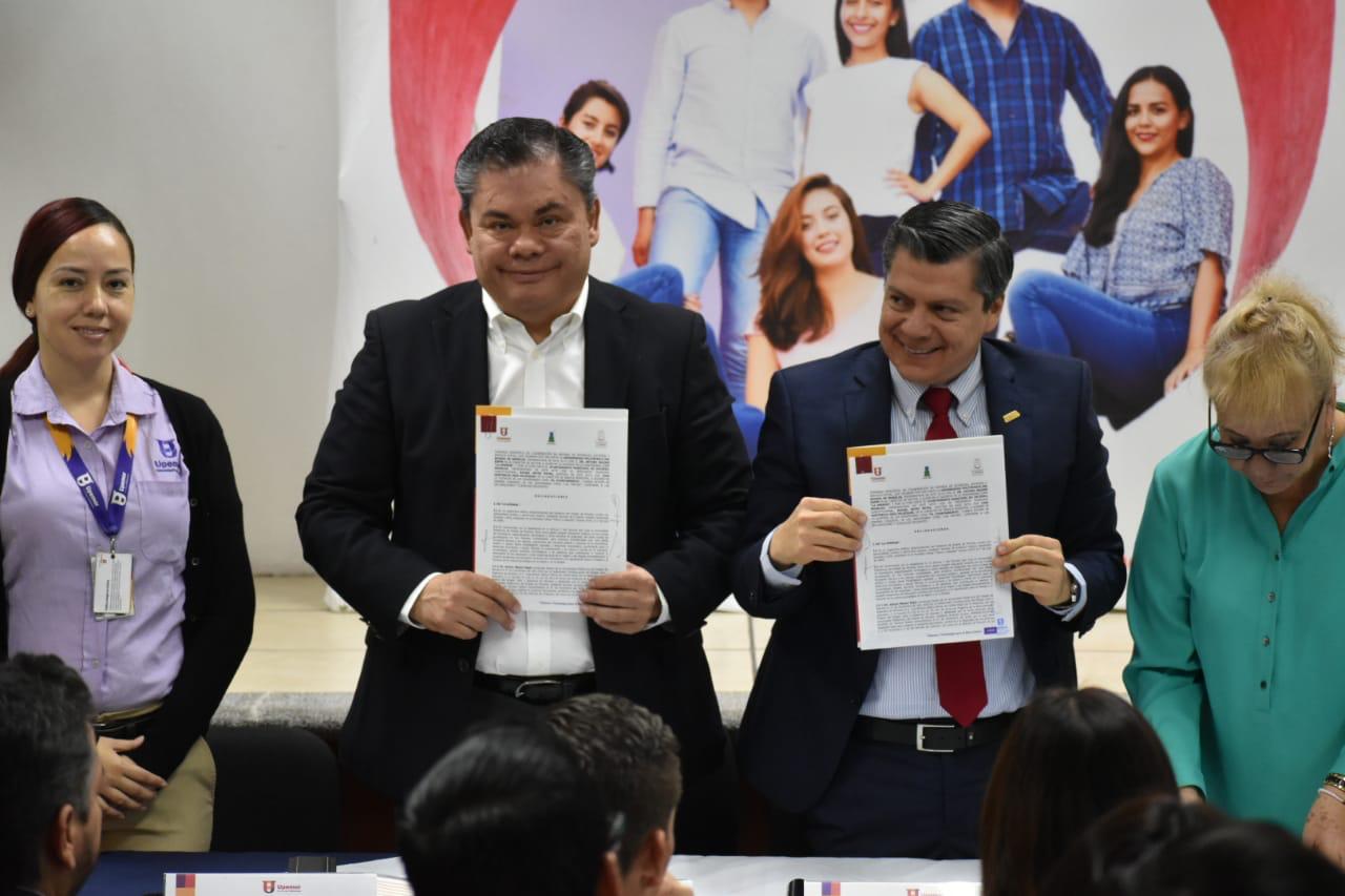 se establecen las bases para que las y los estudiantes de la máxima casa de estudios ubicada en Jiutepec realicen estadías, estancias o servicio social en la administración municipal y contribuyan con sus conocimientos académicos a optimizar los servicios que se prestan a la población