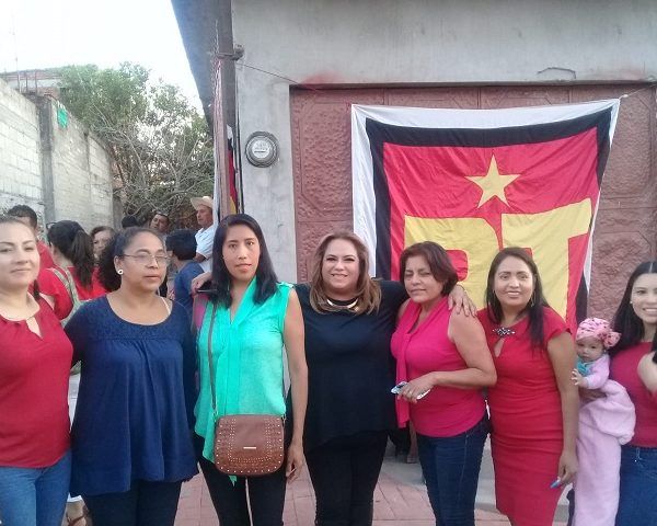 Al fijar su postura pública en torno a la presentación del primer informe del gobernador de Morelos, el Partido del Trabajo estableció cuatro puntos: En Morelos queremos vivir sin miedo; En Morelos las mujeres padecen de violencia grave; En Morelos falta empleo y oportunidades para las familias; y En Morelos se vive en confrontación