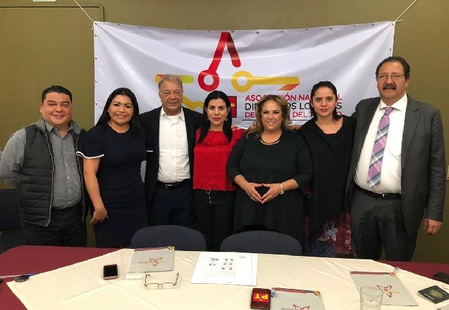 La Asociación Nacional de Diputados Locales del Partido del Trabajo A.C. la integran las y los diputados locales: Circe Camacho Bastida, de Ciudad de México; Armando Bautista Gómez, del Estado de México; Brenda Fabiola Fraga Gutiérrez, de Michoacán; Eduwiges Cabáñez Cruz, de Chiapas; y Asael Sepúlveda Martínez, de Nuevo León