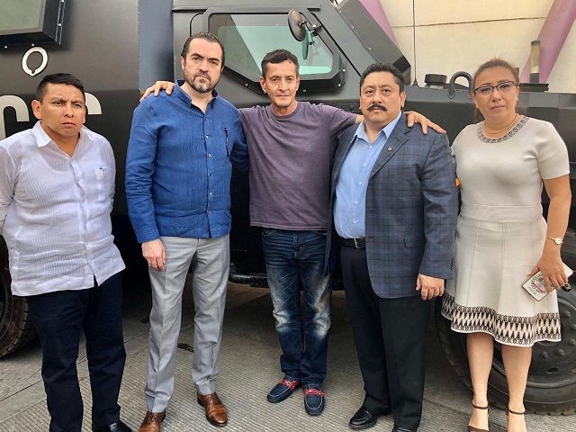 Fue la noche del miércoles 19 de febrero, cuando un grupo armado ingresó al Restaurante Bar “México Lindo”, ubicado en las inmediaciones de la Colonia Centro del de Cuernavaca, en donde realizaron disparos de arma de fuego y privaron de la libertad al periodista, a quien se llevaron a bordo de una camioneta marca Mazda de color blanco