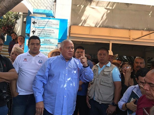 explicó que este organismo operador se encuentra en la mejor disposición de dar cumplimiento con la obra pendiente de ampliación de red de agua potable, toda vez que se haga con estricto apego a los procesos jurídicos correspondientes