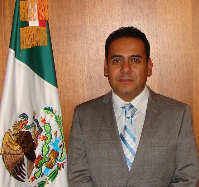 Hemos observado la persecución e inicio de procedimientos administrativos y denuncias penales para algunos servidores públicos que han defraudado la confianza de la ciudadanía, ya sea por corrupción o peculado ¿Pero se considera suficiente el castigo para estos servidores públicos?