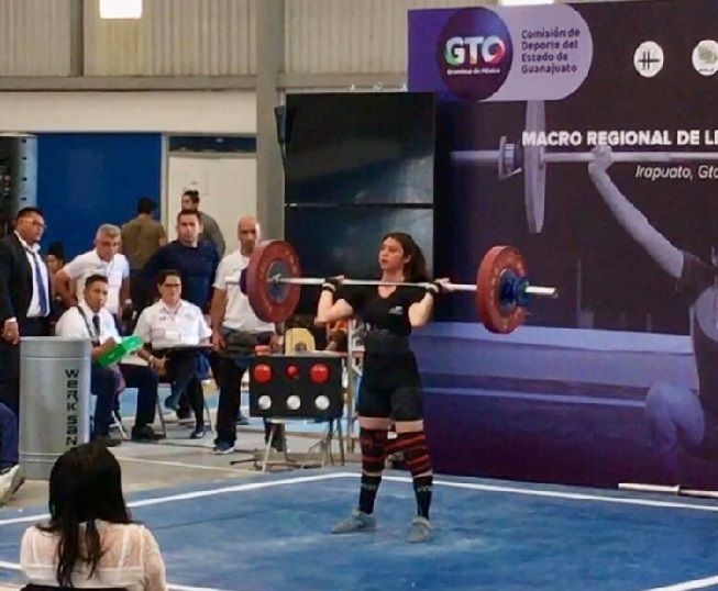 Los atletas son Mildred Hinojosa, de la Preparatoria numero 2, categoría sub17 en los 55 kilógramos, Alejandra Lobatón, categoría Sub20 dentro de los 76 kilógramos, Máximo Mucio, categoría sub-23, en 55 kilogramos, y Ricardo Sánchez, categoría sub23 en los 61 kilógramos, todos ellos de la Facultad de Ciencias Aplicadas al Deporte (CAD), además de Kevin Méndez, categoría sub20 102 kg, de la Facultad de Ciencias Químicas e ingeniería, (FCQeI)