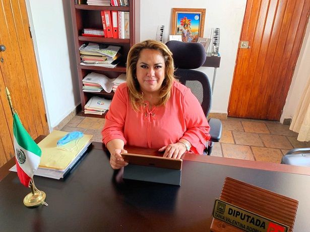 El Instituto Morelense de Información Pública y Estadística (IMIPE) es una Institución Pública del Estado que tiene encomendadas atribuciones constitucionales que debe cumplir y todas sus determinaciones son colegiadas, es decir acordadas en el seno de un Consejo que dejó ya de existir, ante la ausencia de dos de los tres integrantes