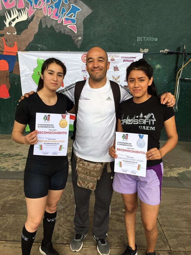 Es por ello que Osiris Pasos Herrera, director del INDEM, y todo su equipo de trabajo se dio a la tarea de poner su granito de arena, no sólo en apoyo a los deportistas quienes estaban en la etapa clasificatoria regional para los Juegos Nacionales de la CONADE y Universiada Nacional