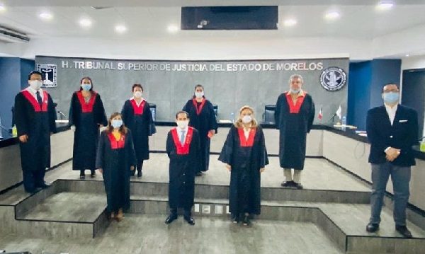 La historia comenzó cuando los diputados de la entonces Quincuagésima Segunda Legislatura Local (2012-2015), se propusieron regular la figura del “Haber de Retiro”, misma que se insertó hace 12 años en las reformas al artículo 89 de la Constitución local (publicadas en el Periódico Oficial Tierra y Libertad de fecha 16 de julio de 2008)