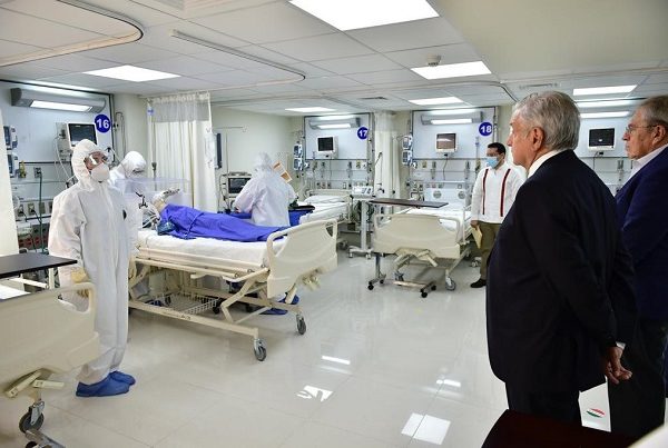 El hospital tiene 70 camas: 40 de hospitalización general y 30 de terapia intensiva con ventiladores; tres quirófanos y área de rayos X, informó el director General del ISSSTE, Luis Antonio Ramírez Pineda