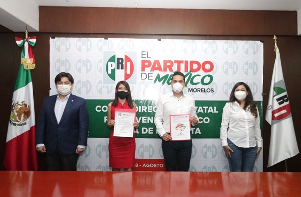 El presidente del PRI Morelos, Jonathan Márquez, reconoció el trabajo realizado por Carlos Rebolledo, dirigente saliente, que cuando tomó la dirigencia de la Red, se encontraba abandonada y hoy es la que mayor representatividad tiene por el trabajo territorial que llevó a cabo, muestra de ello es que de manera histórica una mujer asume la dirigencia del sector juvenil