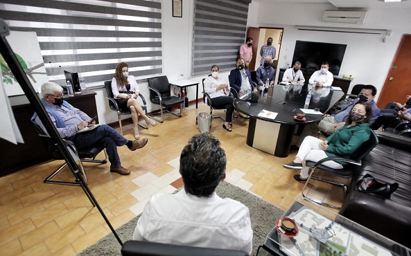 Asociaciones de instituciones educativas otorgarán becas y apoyos a trabajadores y padres de familia afectados por la pandemia