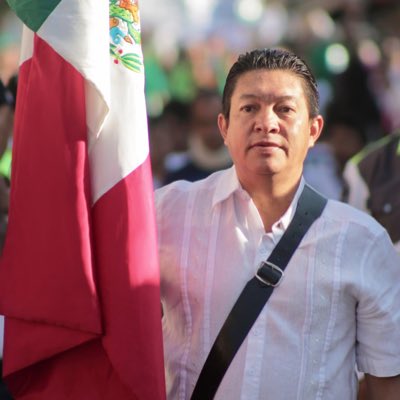 Abel Espín García, Alfredo Domínguez Mandujano y Rogelio Torres Ortega, respectivamente presidentes municipales de Miacatlán, Tlaltizapán y Tepoztlán, hoy bajo el manto protector del Partido Encuentro Social (PES)