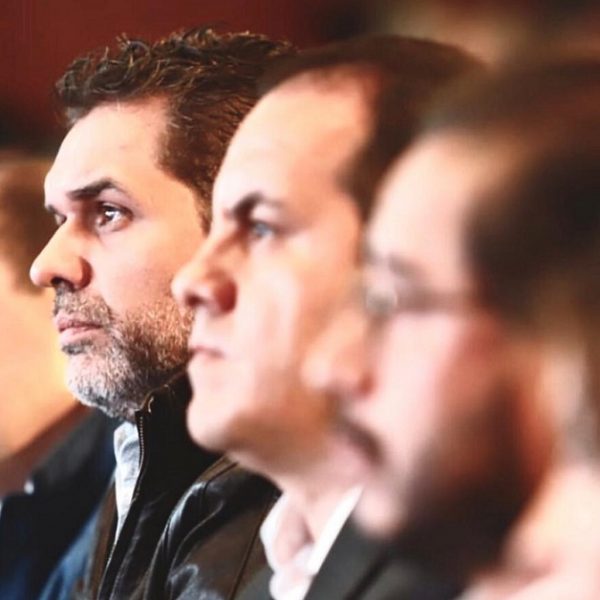 Jorge Argüelles un miembro de este grupo que se hace visible en Morelos, bajo el cobijo de una fundación en el municipio de Jojutla, una de las zonas más afectada por el sismo del 2017, acompañado de Belinda, distribuyendo apoyos a los afectados, aprovechando la fama de la artista aparece permanente junto a ella