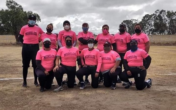 Elizabeth Millán, presidenta de la Liga de Softbol Femenil y Varonil Chínelos de Cuernavaca, destacó la importancia de Morelos en estos torneos en la que pro primera vez se tiene una competencia de esta índole en la que la novena terminó en la cuarta posición del certamen, pero dejando a un lado la posición final de este selectivo Regional, lo que suman es la experiencia, y de que las jugadoras morelenses vayan teniendo ese tipo de competencias a fin de ir evaluando sus alcances, y corregir los detalles que hayan surgido de los descalabros, consiguiendo con ello el objetivo de seguir trabajando para que esta disciplina siga creciendo en la entidad