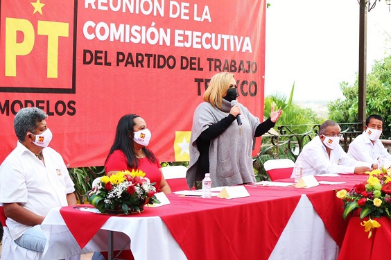 En el evento, se les entregaron sus nombramientos como coordinadores municipales de Temixco, y a Tacho Solis como coordinador del Distrito Federal 04.